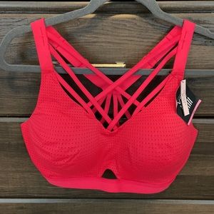 Victoria’s Secret VSX Sport Lightweight Sports Bra